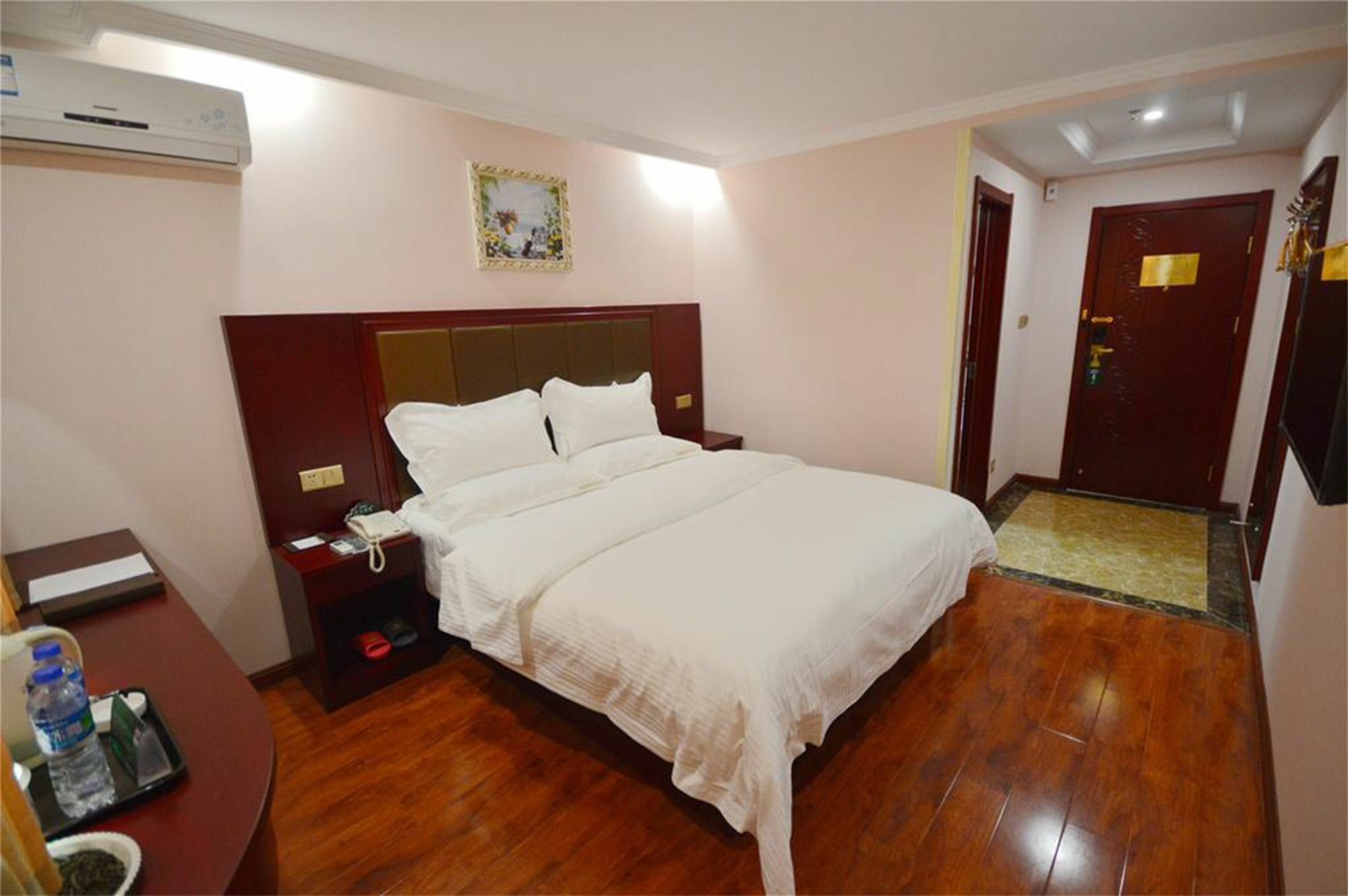Hotel Greentree Kangqiao Zhoupu Xiuyan Road Metro Station Kangs Xangai